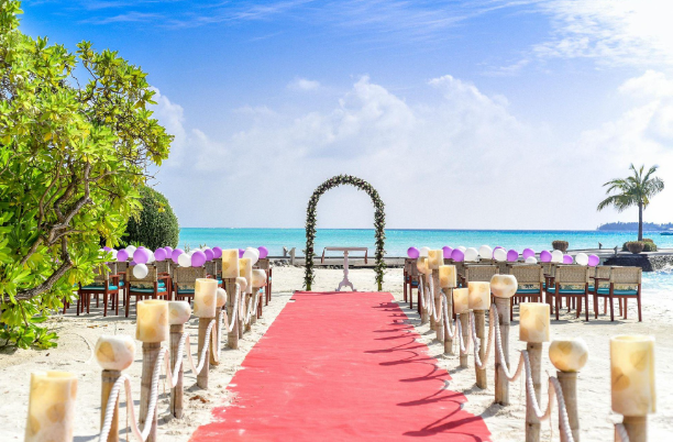 How to Plan a Budget-Friendly Destination Wedding