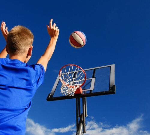 How To Get Your Teens Outside More This Summer